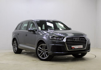 Подержанный автомобиль Audi Q7 2018 года (5 фото)