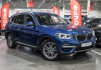 Подержанный автомобиль BMW X3 2020 года (6 фото)