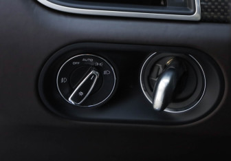 Подержанный автомобиль Porsche Macan 2014 года (27 фото)