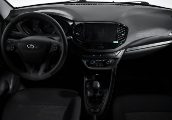 Подержанный автомобиль LADA (ВАЗ) Vesta Sedan 2018 года (18 фото)