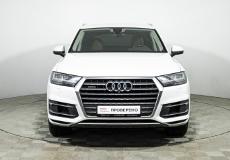 Подержанный автомобиль Audi Q7 2019 года (2 фото)
