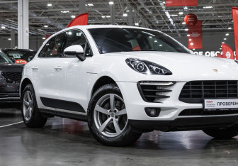 Подержанный автомобиль Porsche Macan 2018 года (6 фото)