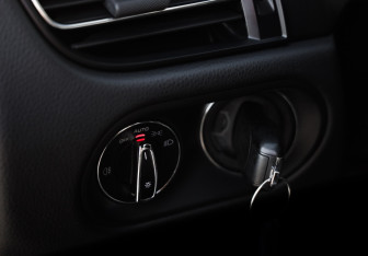 Подержанный автомобиль Porsche Macan 2020 года (22 фото)