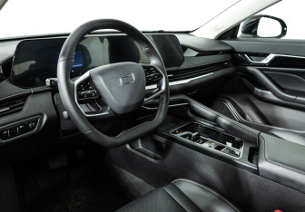 Подержанный автомобиль FAW Bestune B70 2024 года (11 фото)