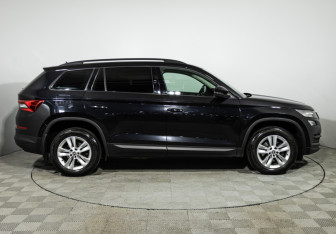 Подержанный автомобиль Skoda Kodiaq 2020 года (4 фото)