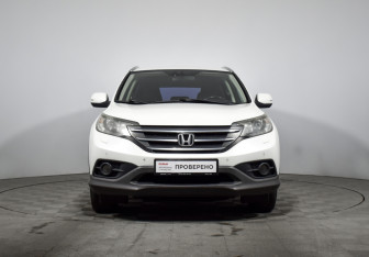 Подержанный автомобиль Honda CR-V 2013 года (2 фото)