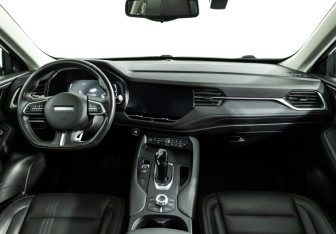 Подержанный автомобиль Haval F7 2020 года (13 фото)