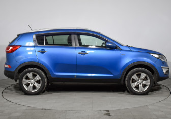 Подержанный автомобиль Kia Sportage 2010 года (4 фото)