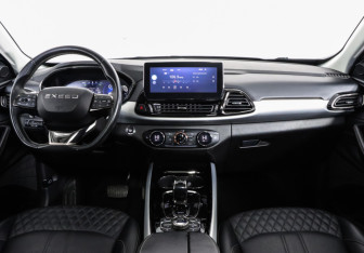 Подержанный автомобиль Exeed TXL 2021 года (20 фото)