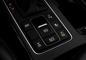 Подержанный автомобиль Kia Sorento 2018 года (17 фото)