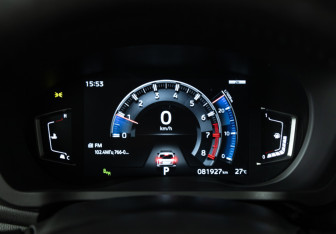 Подержанный автомобиль Mitsubishi Pajero Sport 2021 года (12 фото)