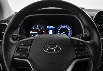 Подержанный автомобиль Hyundai Tucson 2019 года (19 фото)