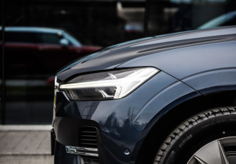 Подержанный автомобиль Volvo XC60 2021 года (10 фото)