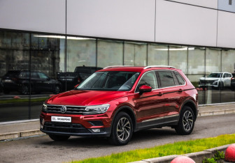 Подержанный автомобиль Volkswagen Tiguan 2018 года (3 фото)