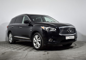 Подержанный автомобиль Infiniti QX60 2014 года (3 фото)