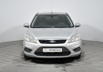 Подержанный автомобиль Ford Focus Sedan 2008 года (2 фото)
