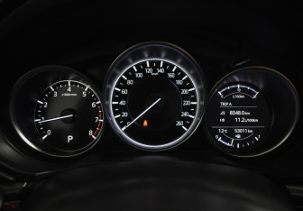 Подержанный автомобиль Mazda CX-5 2021 года (22 фото)