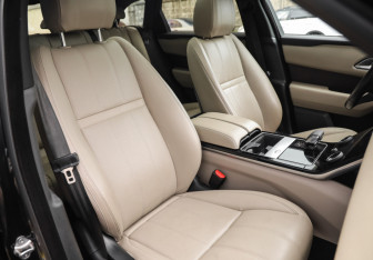 Подержанный автомобиль Land Rover Range Rover Velar 2021 года (32 фото)