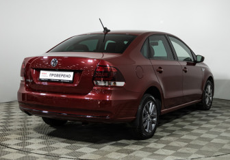 Подержанный автомобиль Volkswagen Polo Sedan 2019 года (5 фото)