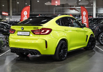 Подержанный автомобиль BMW X6 M 2015 года (7 фото)
