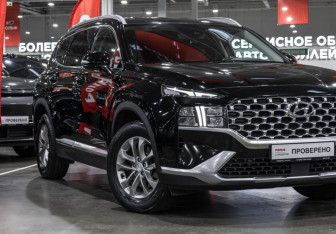 Подержанный автомобиль Hyundai Santa Fe 2021 года (6 фото)