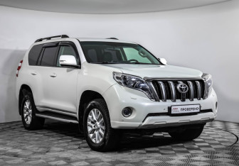 Подержанный автомобиль Toyota Land Cruiser Prado 2014 года (3 фото)