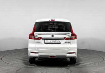 Подержанный автомобиль Suzuki Ertiga 2022 года (6 фото)