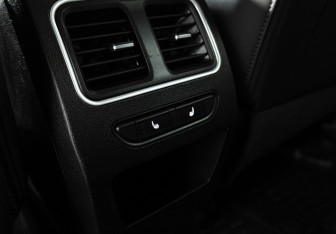 Подержанный автомобиль Haval F7 2024 года (21 фото)