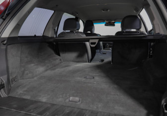 Подержанный автомобиль Volvo XC90 2011 года (25 фото)