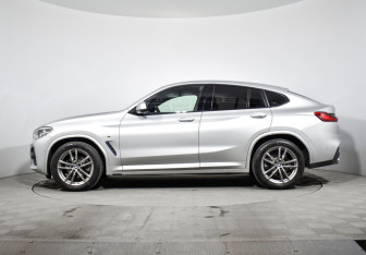 Подержанный автомобиль BMW X4 2019 года (8 фото)