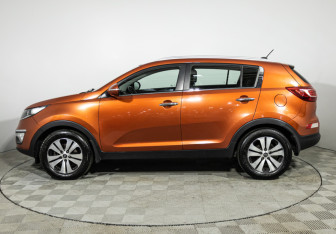 Подержанный автомобиль Kia Sportage 2013 года (8 фото)