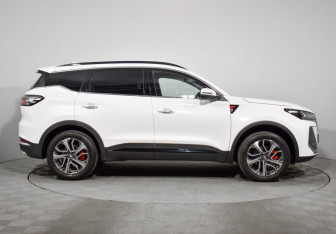 Подержанный автомобиль Chery Tiggo 7 Pro Max 2024 года (4 фото)
