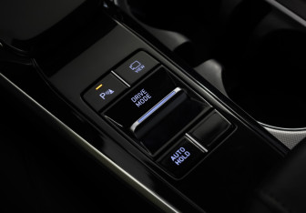 Подержанный автомобиль Hyundai Sonata 2022 года (19 фото)