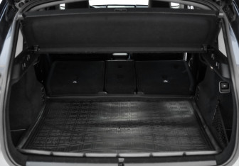 Подержанный автомобиль BMW X1 2018 года (36 фото)