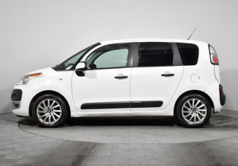 Подержанный автомобиль Citroen C3 Picasso 2010 года (8 фото)