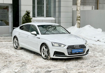 Подержанный автомобиль Audi A5 Liftback 2018 года (3 фото)
