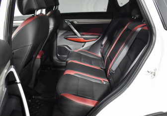 Подержанный автомобиль Geely Coolray 2023 года (11 фото)