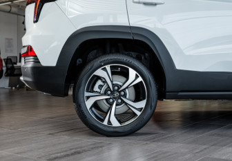 Новый Москвич 3 2024 (21 фото)