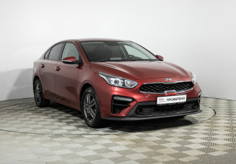 Подержанный автомобиль Kia Cerato Sedan 2019 года (3 фото)