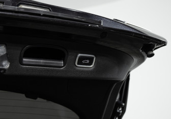 Подержанный автомобиль Kia Stinger 2018 года (28 фото)