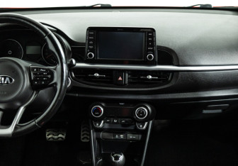 Подержанный автомобиль Kia Picanto 2018 года (14 фото)