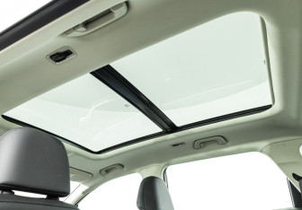 Подержанный автомобиль Geely Okavango 2023 года (15 фото)