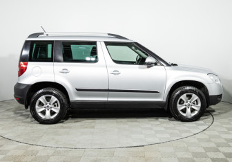 Подержанный автомобиль Skoda Yeti 2013 года (4 фото)