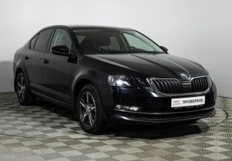 Подержанный автомобиль Skoda Octavia Liftback 2017 года (3 фото)