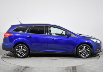 Подержанный автомобиль Ford Focus Wagon 2018 года (4 фото)