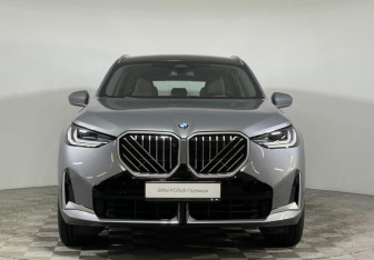 Новый BMW X3 2025 (2 фото)