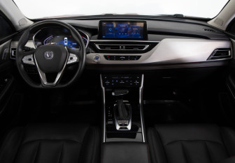 Подержанный автомобиль Changan CS75 2020 года (9 фото)