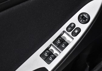 Подержанный автомобиль Hyundai Solaris Sedan 2016 года (9 фото)