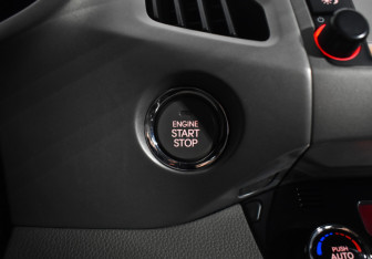 Подержанный автомобиль Kia Sportage 2011 года (18 фото)