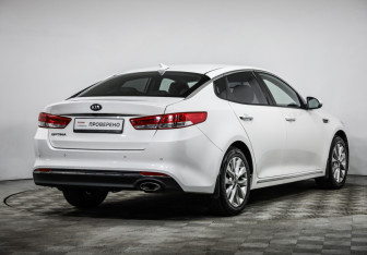 Подержанный автомобиль Kia Optima Sedan 2016 года (5 фото)